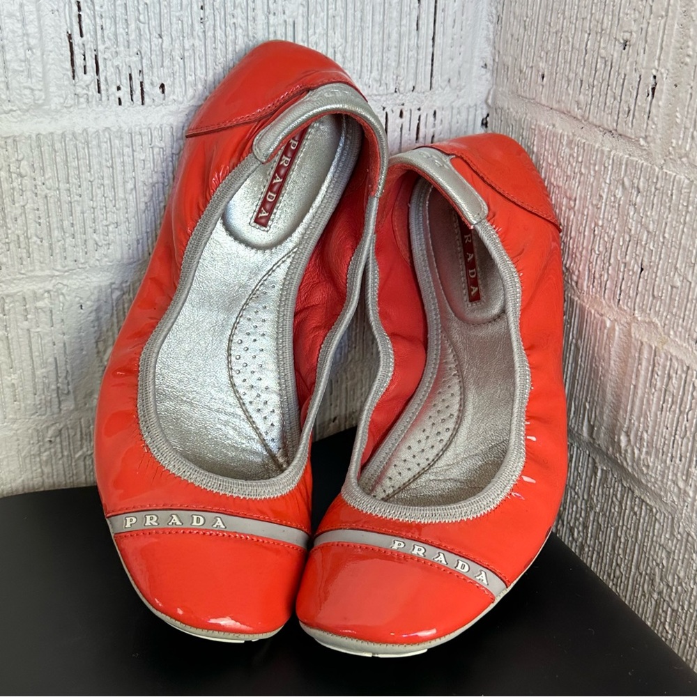 Prada Buffalo Lux Orange Silver Patent Leather Scrunch Ballet Flats Size 36